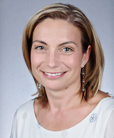 Szilvia Eross